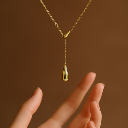 Evela TearDrop Necklace