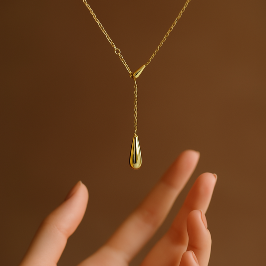 Evela TearDrop Necklace
